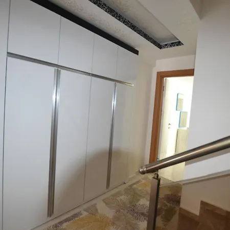 Apartment Ceray Park Daire *